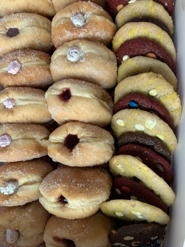Party Box - Cookie & Donuts - Image 3