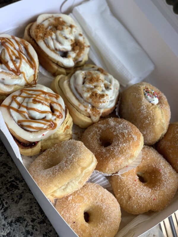 Combo Box Brioche Donuts & Cinnamon Rolls