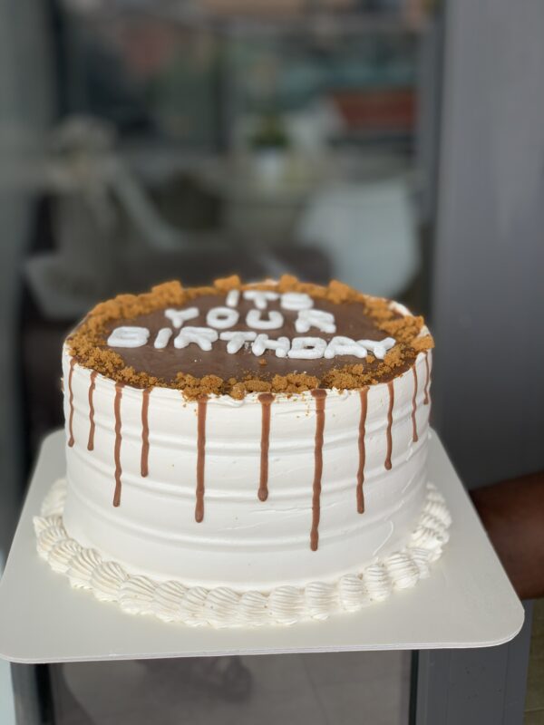 Standard 7.5” Biscoff Cake